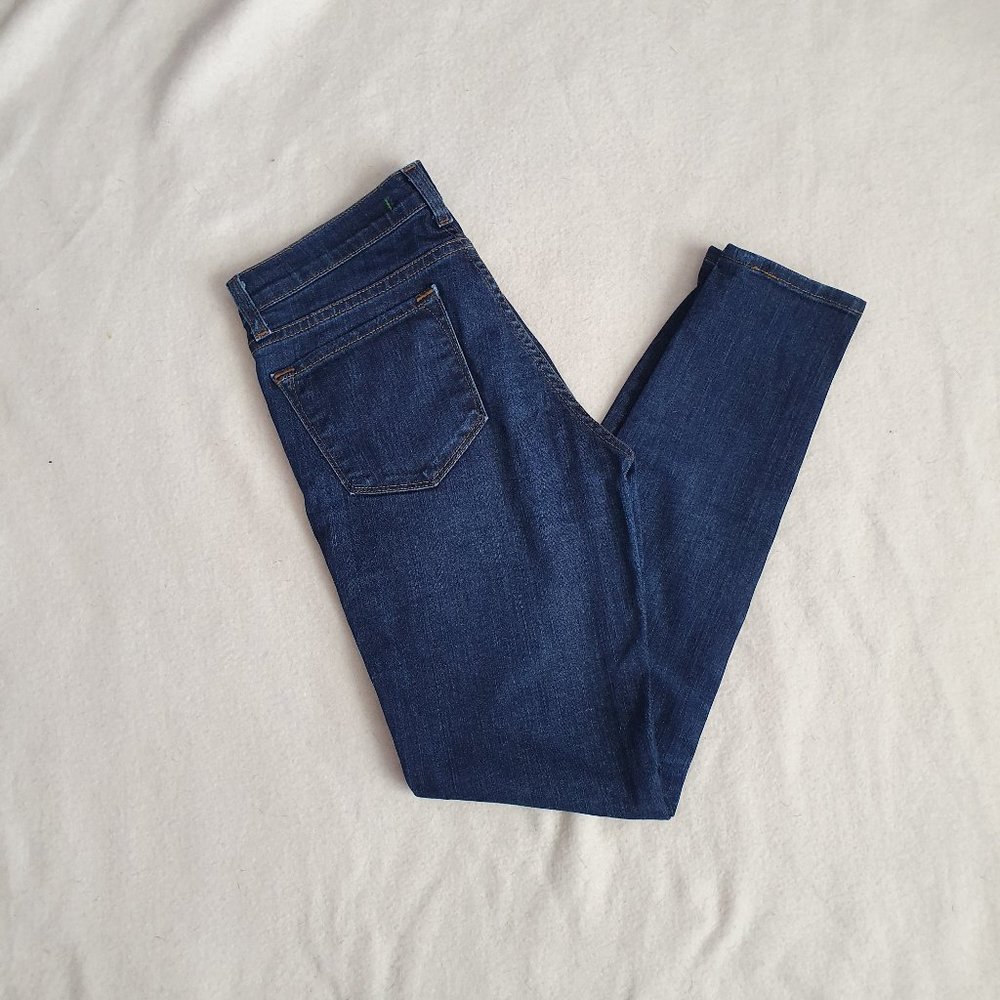 J Brand Mid Rise Skinny Jeans in Pure Size 26